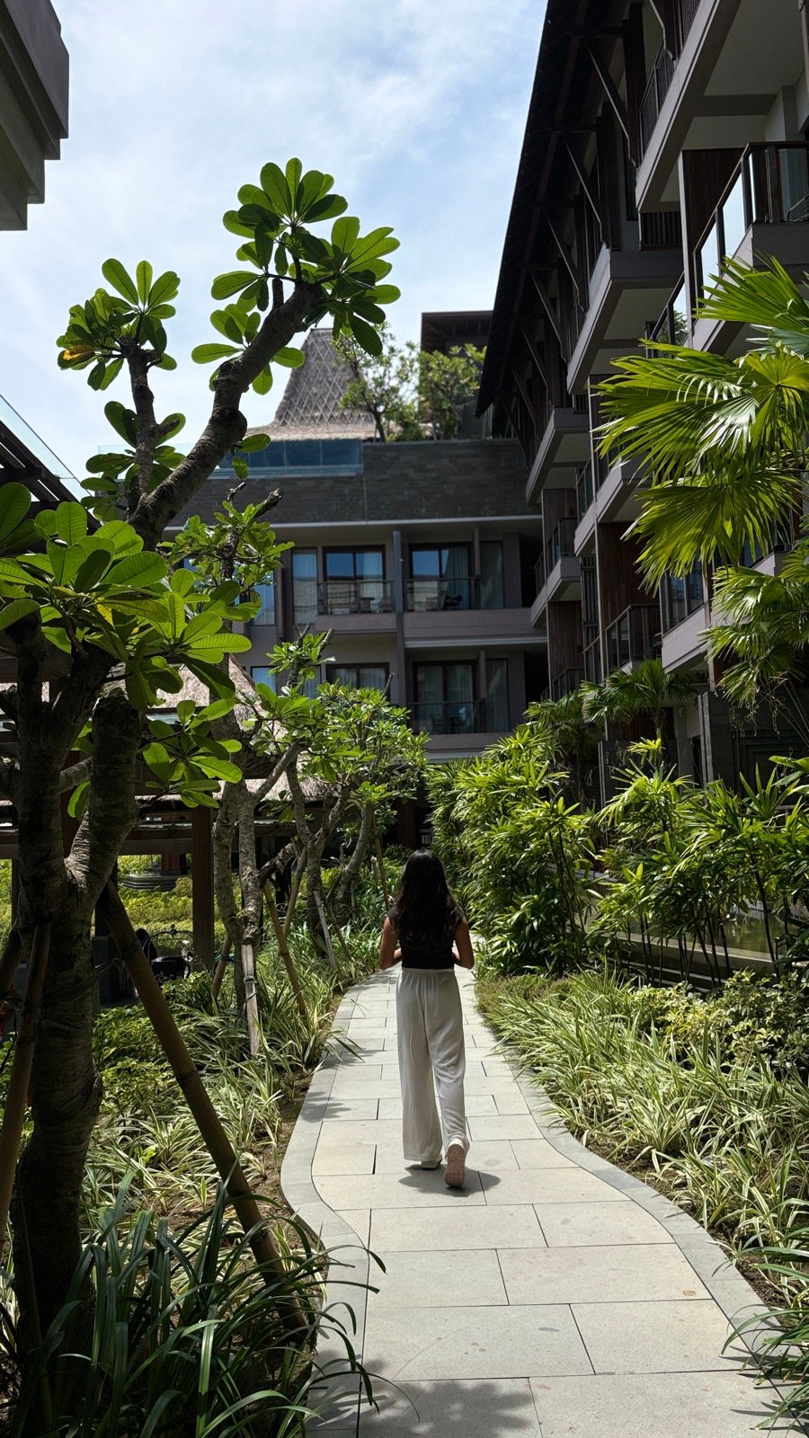 Tropical greenery around Holiday Inn Resort Bali Canggu