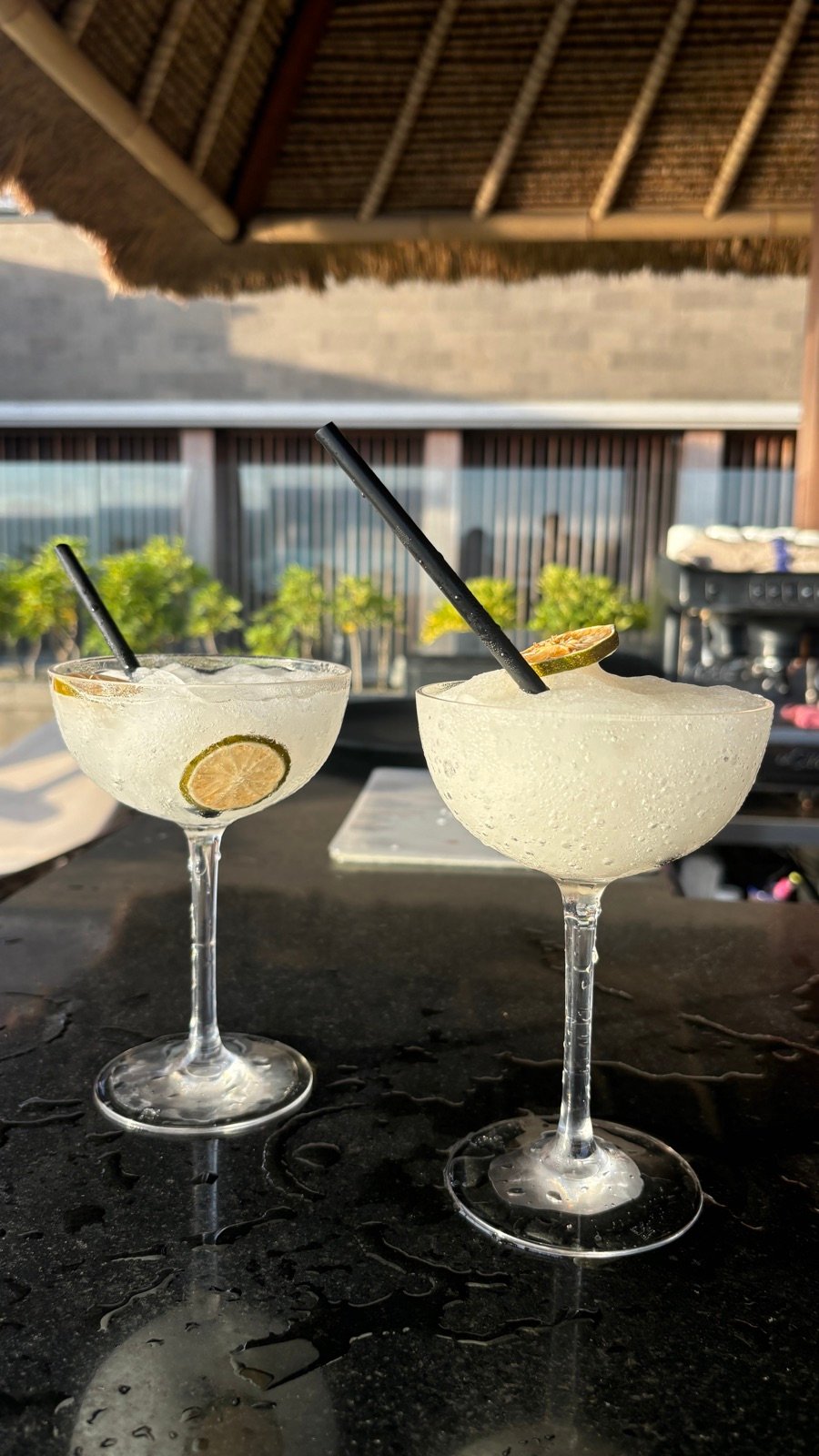 Cocktails at the swim-up bar in the infinity pool at Holiday Inn Resort Bali Canggu