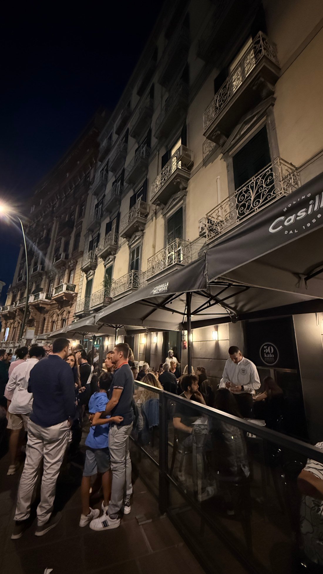 The queue outside 50Kilo in Naples