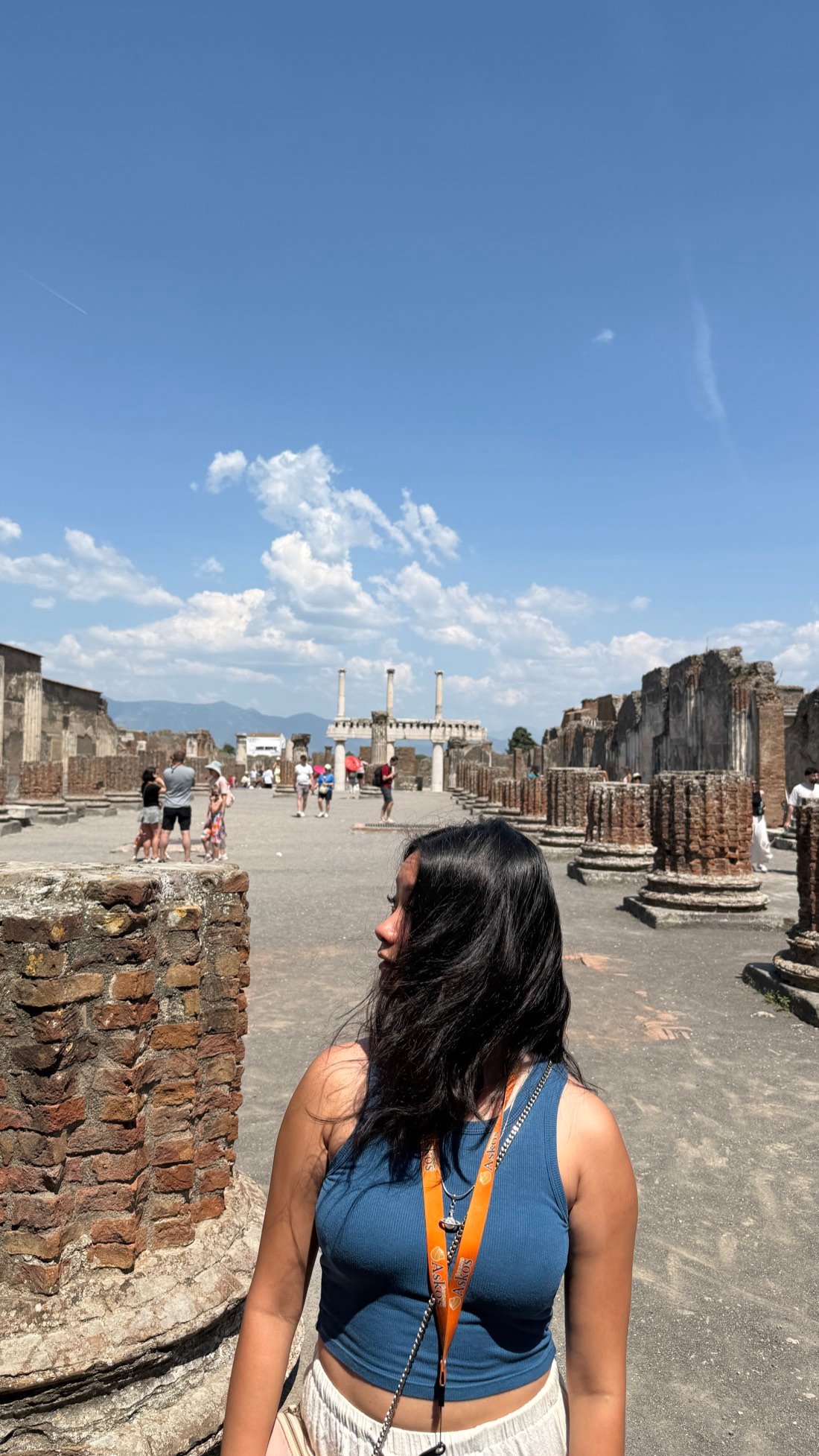 On the guided Pompeii tour with earpieces