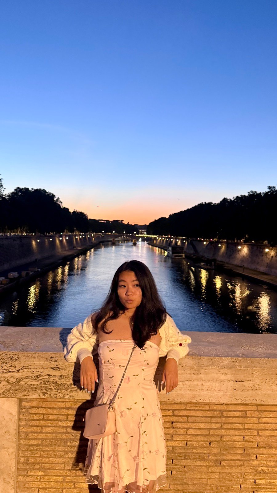 The river and bridge near Trastevere in Rome